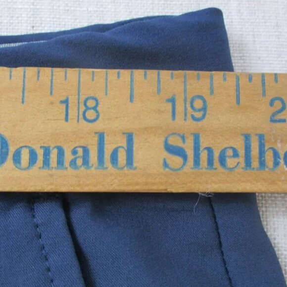 Greg Norman Chino Shorts‎ Men's Size 38 Navy Polyester Flat Front Slash Pockets - Picture 6 of 8